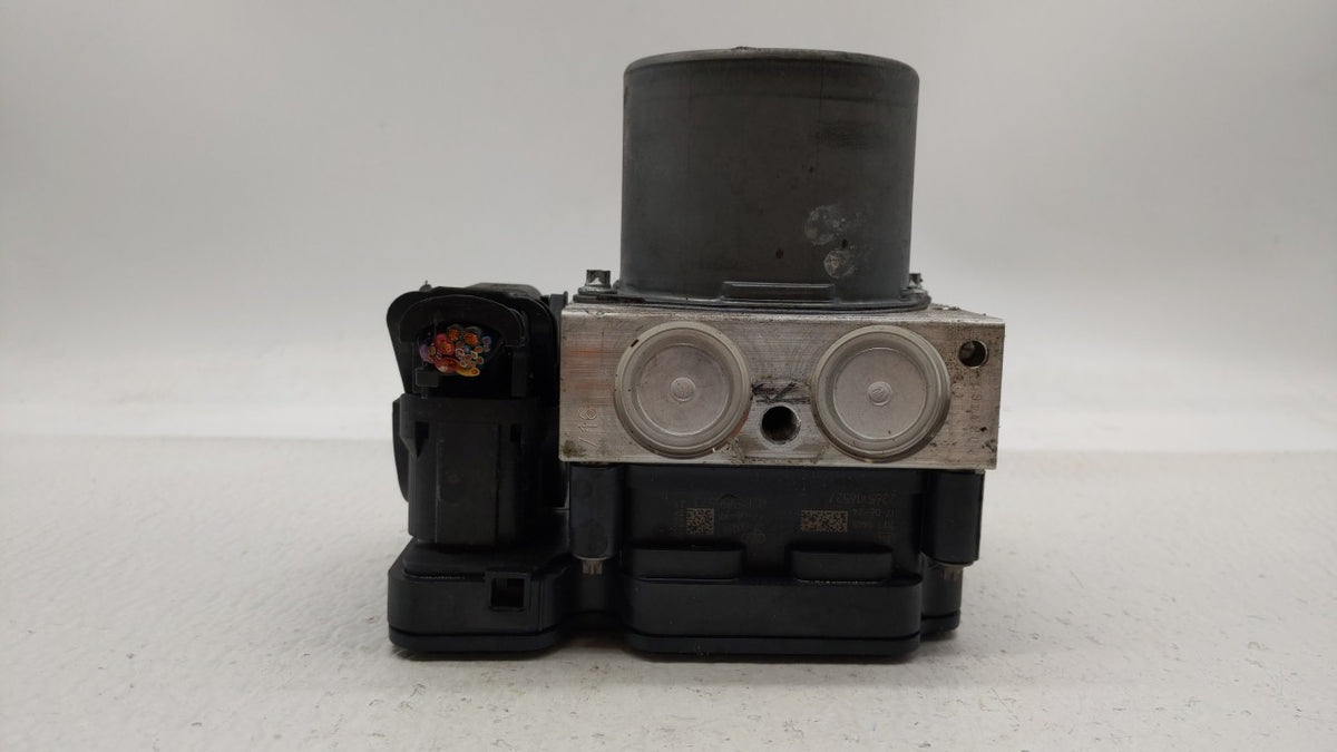 2017 Chevrolet Cruze Anti-Lock Brake ABS Pump Module Actuator OEM P/N:84205167 39115808 Fits OEM Used Auto Parts - Oemusedau