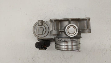 2017-2018 Chevrolet Cruze Throttle Body P/N:12671379AA Fits Fits 2017 2018 OEM Used Auto Parts
