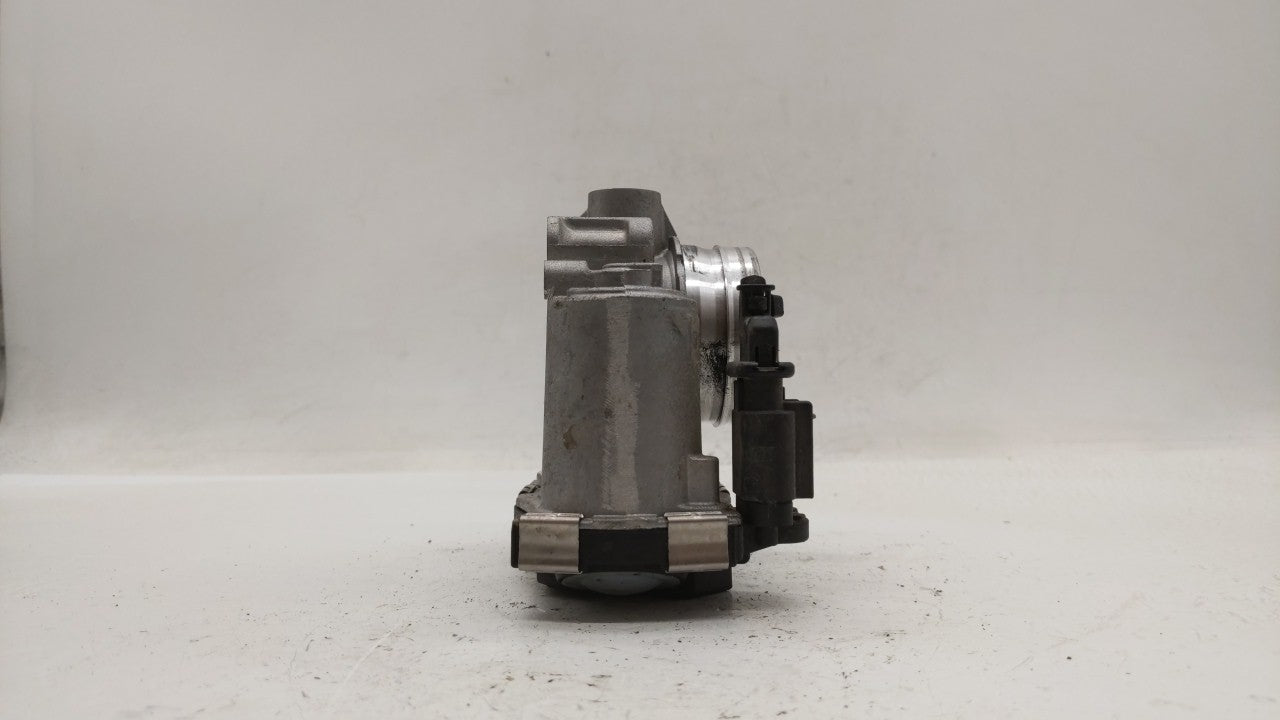 2017-2018 Chevrolet Cruze Throttle Body P/N:12671379AA Fits Fits 2017 2018 OEM Used Auto Parts - Oemusedautoparts1.com