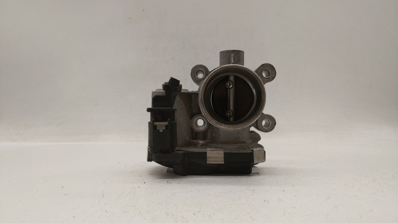 2017-2018 Chevrolet Cruze Throttle Body P/N:12671379AA Fits Fits 2017 2018 OEM Used Auto Parts - Oemusedautoparts1.com
