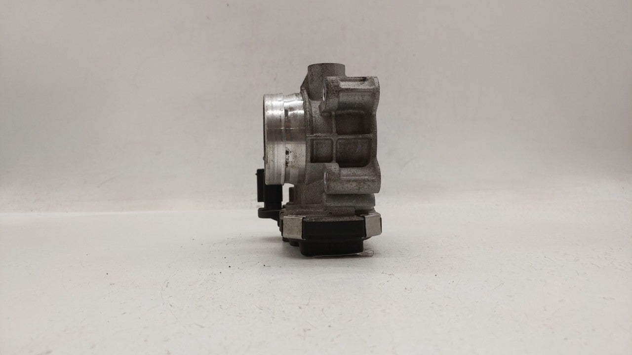 2017-2018 Chevrolet Cruze Throttle Body P/N:12671379AA Fits Fits 2017 2018 OEM Used Auto Parts - Oemusedautoparts1.com