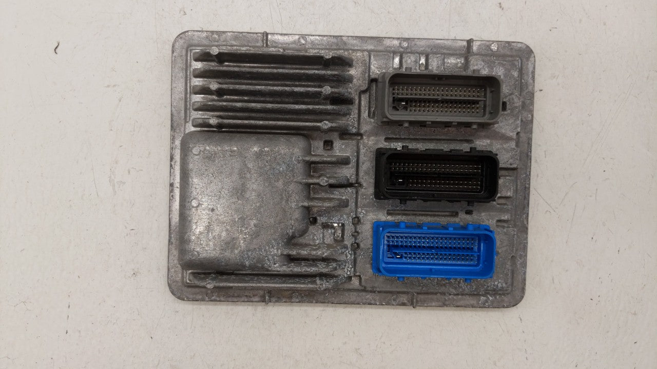2017-2018 Chevrolet Cruze PCM Engine Control Computer ECU ECM PCU OEM P/N:12676683 12697837, 12700116 Fits Fits 2017 2018 20