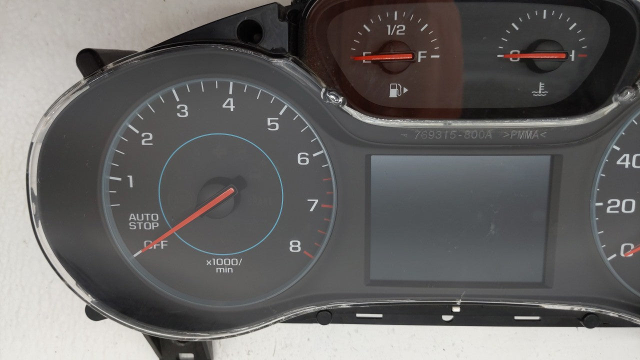 2017-2018 Chevrolet Cruze Instrument Cluster Speedometer Gauges P/N:39084636 Fits Fits 2017 2018 OEM Used Auto Parts - Oemus
