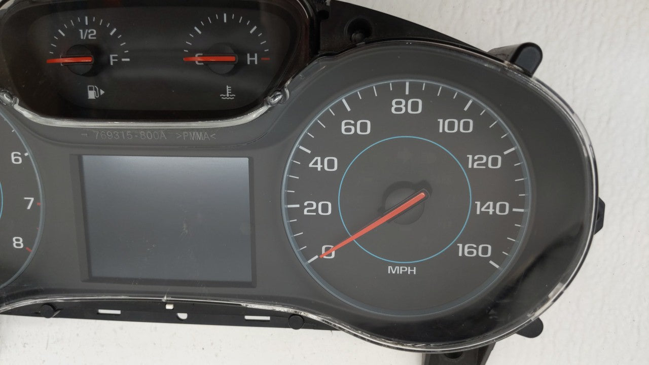 2017-2018 Chevrolet Cruze Instrument Cluster Speedometer Gauges P/N:39084636 Fits Fits 2017 2018 OEM Used Auto Parts - Oemus