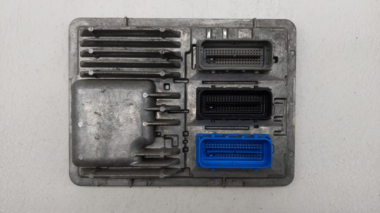 2017-2018 Chevrolet Cruze PCM Engine Control Computer ECU ECM PCU OEM P/N:12676683 12697837, 12700116 Fits Fits 2017 2018 20