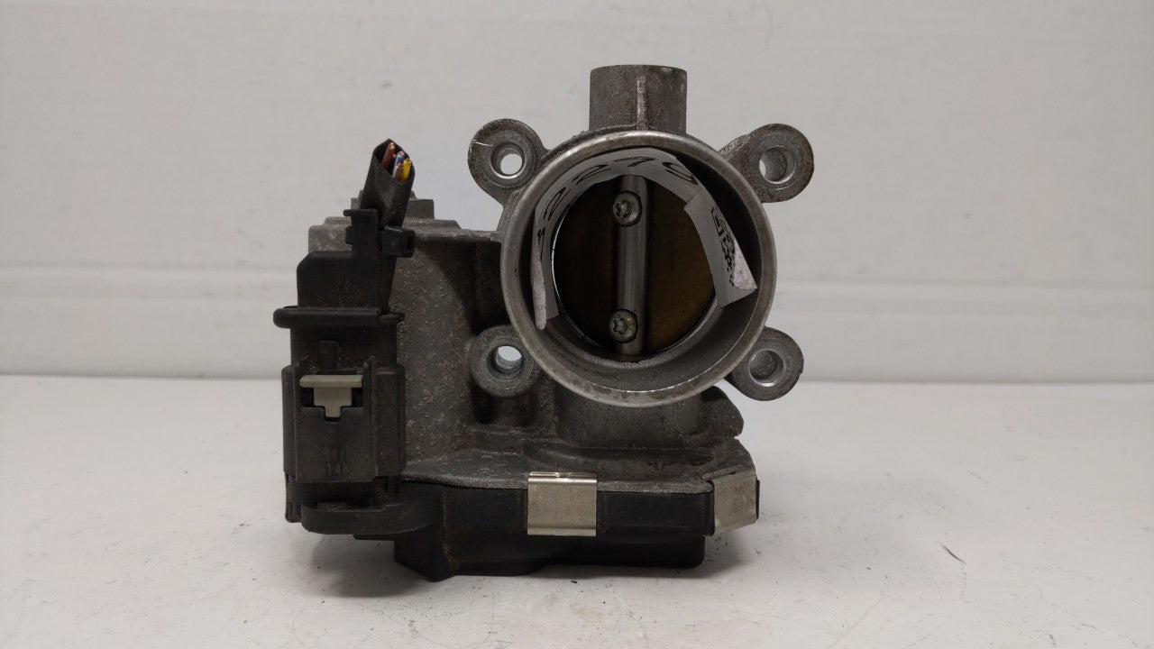 2017-2018 Chevrolet Cruze Throttle Body P/N:12671379AA Fits Fits 2017 2018 OEM Used Auto Parts - Oemusedautoparts1.com