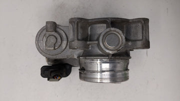 2017-2018 Chevrolet Cruze Throttle Body P/N:12671379AA Fits Fits 2017 2018 OEM Used Auto Parts