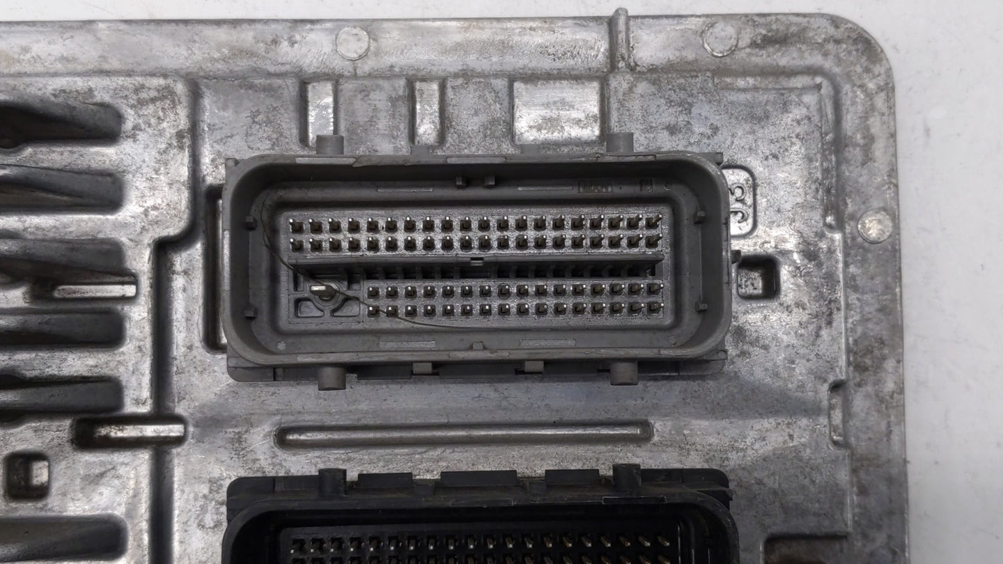 2017-2019 Chevrolet Cruze PCM Engine Control Computer ECU ECM PCU OEM P/N:12687467 12696201 Fits OEM Used Auto Parts - Oemus