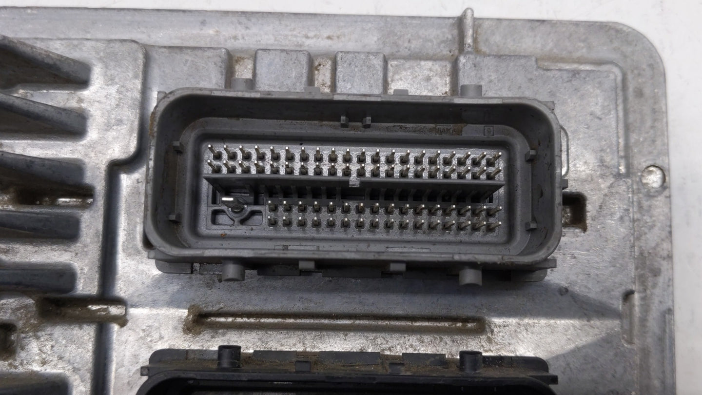 2017-2018 Chevrolet Cruze PCM Engine Control Computer ECU ECM PCU OEM P/N:12692812 12687467, 12696201 Fits Fits 2017 2018 20