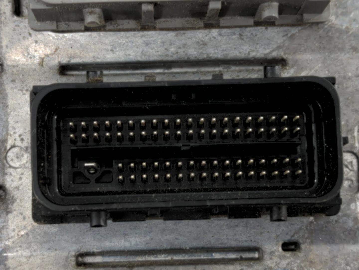 2017-2018 Chevrolet Cruze PCM Engine Control Computer ECU ECM PCU OEM P/N:12692812 12687467, 12696201 Fits Fits 2017 2018 20
