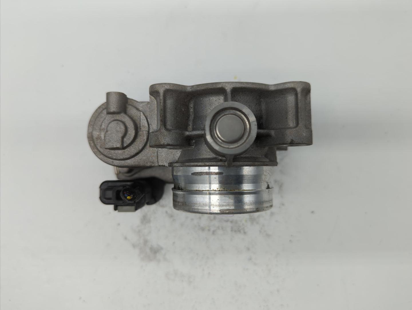 2017-2018 Chevrolet Cruze Throttle Body P/N:12659491BA 12671379AA Fits Fits 2017 2018 OEM Used Auto Parts - Oemusedautoparts