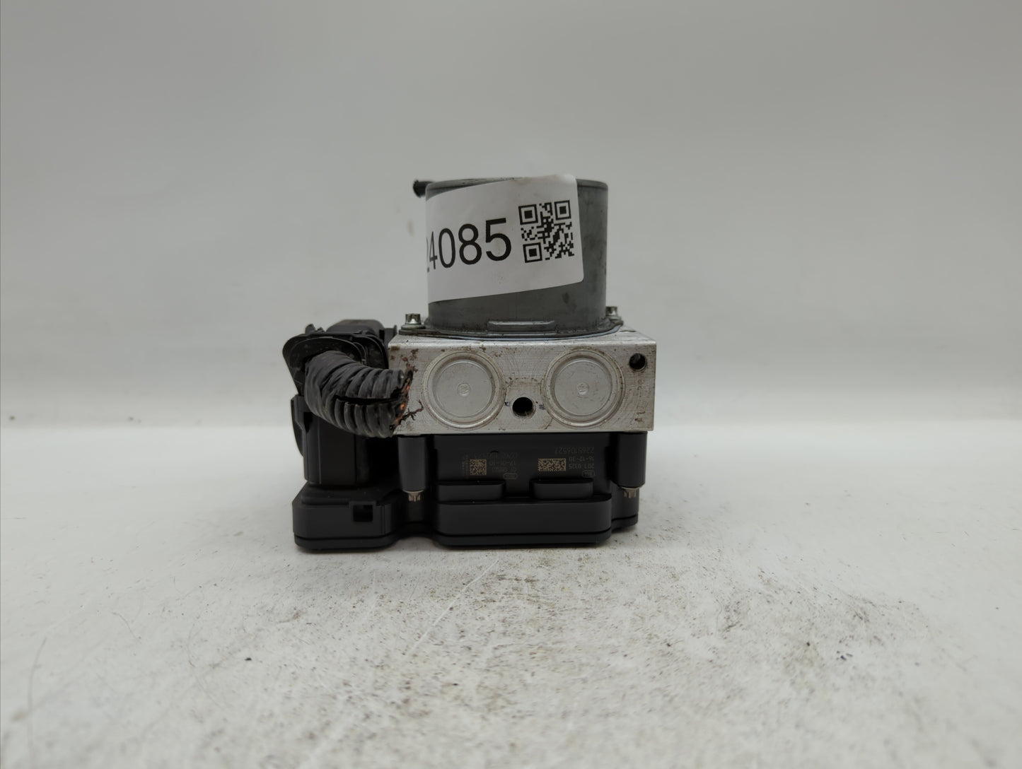 2017 Chevrolet Cruze ABS Pump Control Module Replacement P/N:84205167 39115808 Fits OEM Used Auto Parts - Oemusedautoparts1.