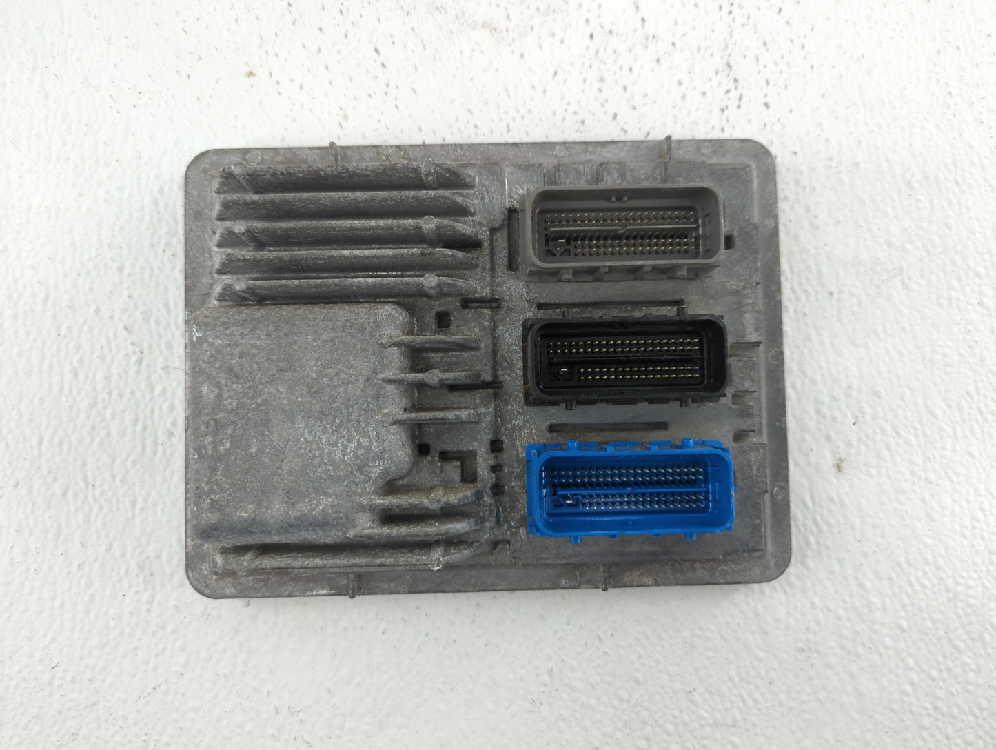 2017-2018 Chevrolet Cruze PCM Engine Control Computer ECU ECM PCU OEM P/N:12697837 12687328, 12696201 Fits Fits 2017 2018 20