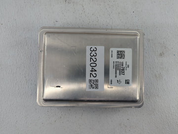 2017-2018 Chevrolet Cruze PCM Engine Control Computer ECU ECM PCU OEM P/N:12697837 12687328, 12696201 Fits Fits 2017 2018 20