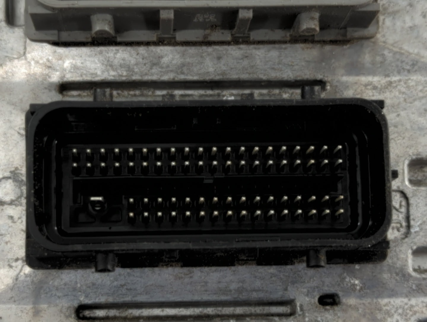 2017-2018 Chevrolet Cruze PCM Engine Control Computer ECU ECM PCU OEM P/N:12697837 12687328, 12696201 Fits Fits 2017 2018 20