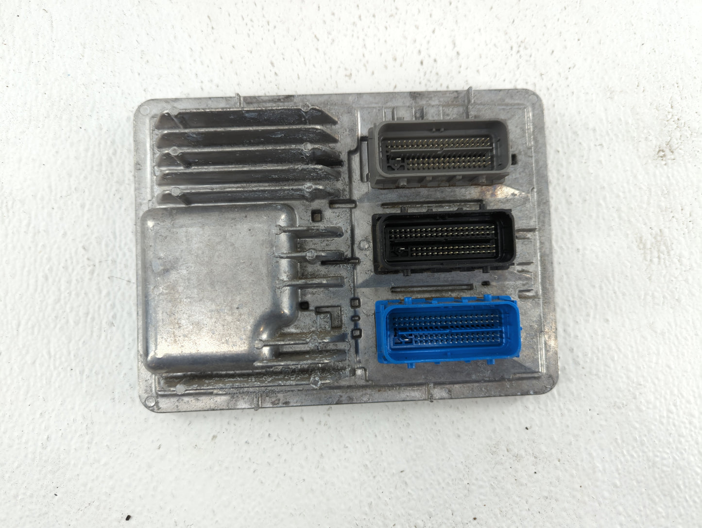 2017-2018 Chevrolet Cruze PCM Engine Control Computer ECU ECM PCU OEM P/N:12697837 12687328, 12696201 Fits Fits 2017 2018 20