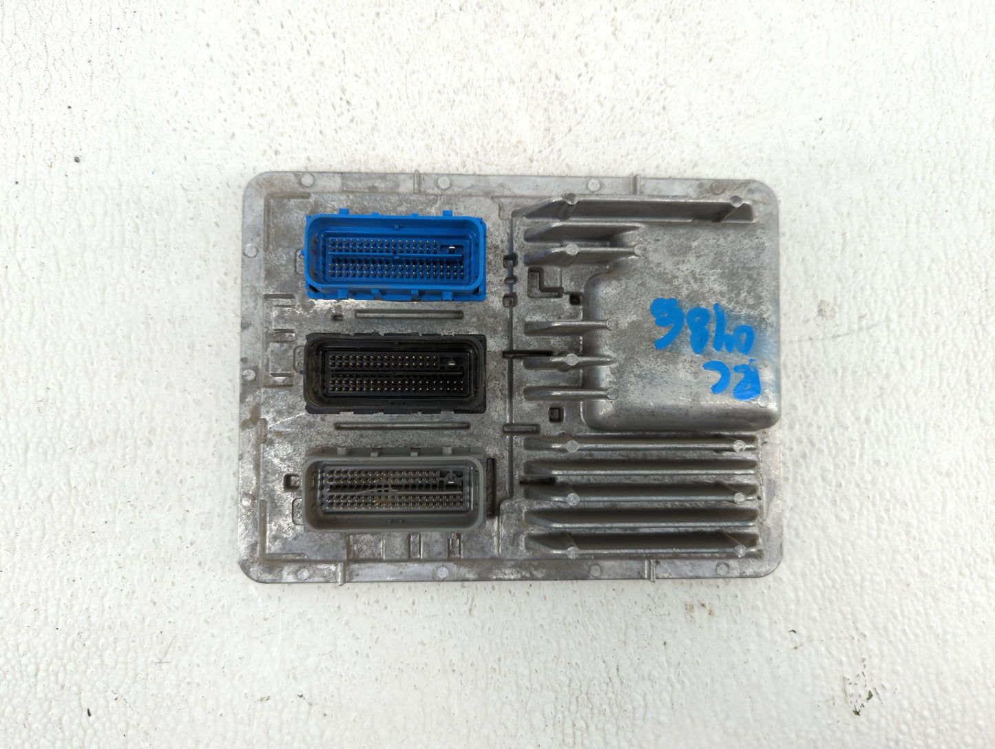2017-2018 Chevrolet Cruze PCM Engine Control Computer ECU ECM PCU OEM P/N:12680968 12697837, 12687328 Fits Fits 2017 2018 20