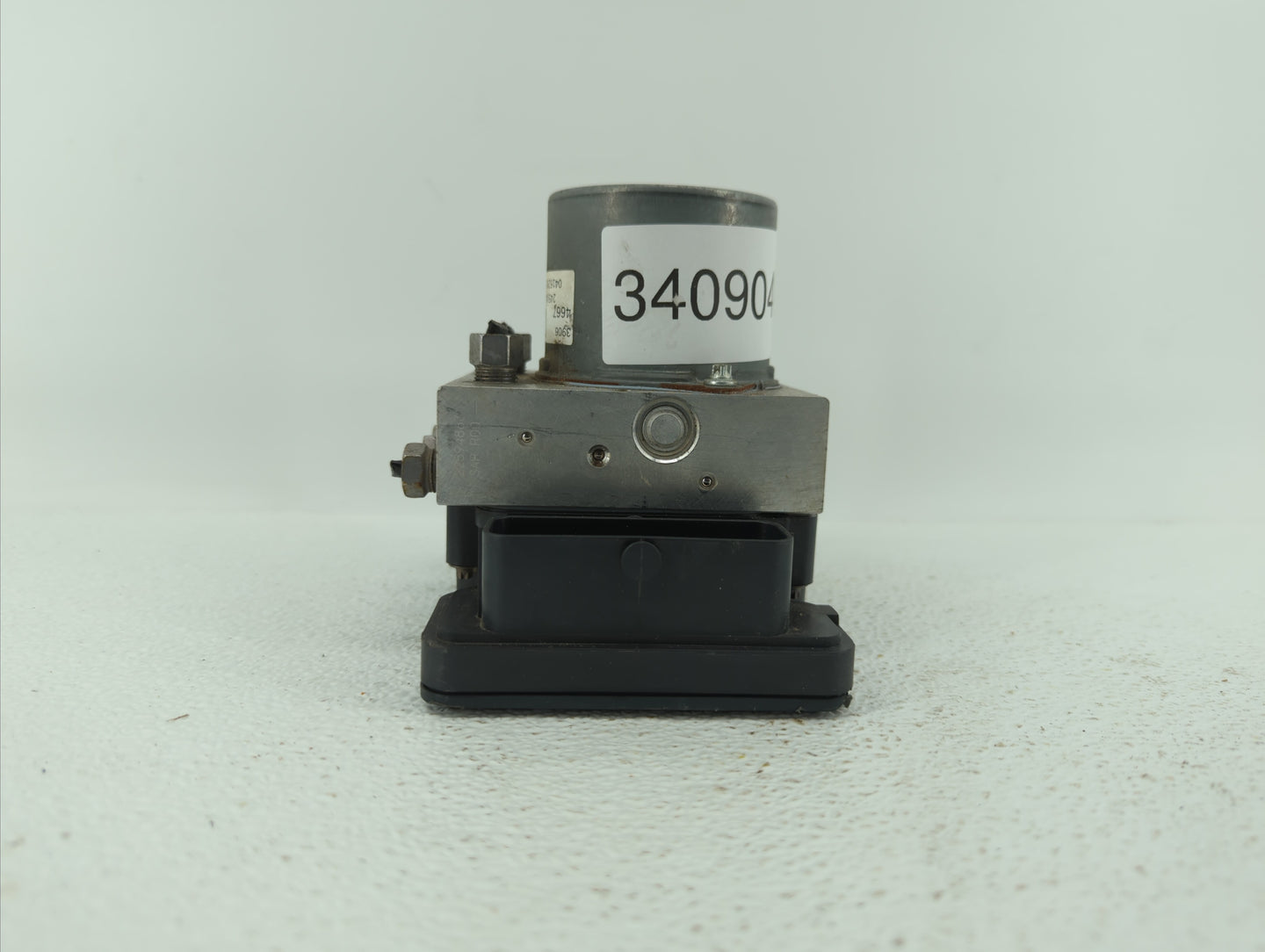 2017 Chevrolet Cruze ABS Pump Control Module Replacement P/N:39064667 84205167, 39115808 Fits OEM Used Auto Parts - Oemuseda