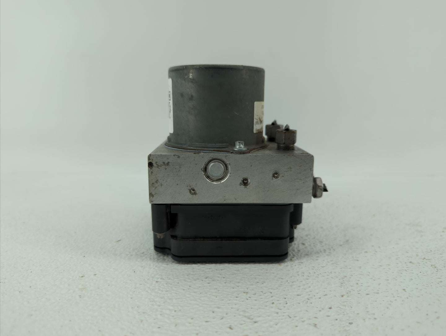 2017 Chevrolet Cruze ABS Pump Control Module Replacement P/N:39064667 84205167, 39115808 Fits OEM Used Auto Parts - Oemuseda