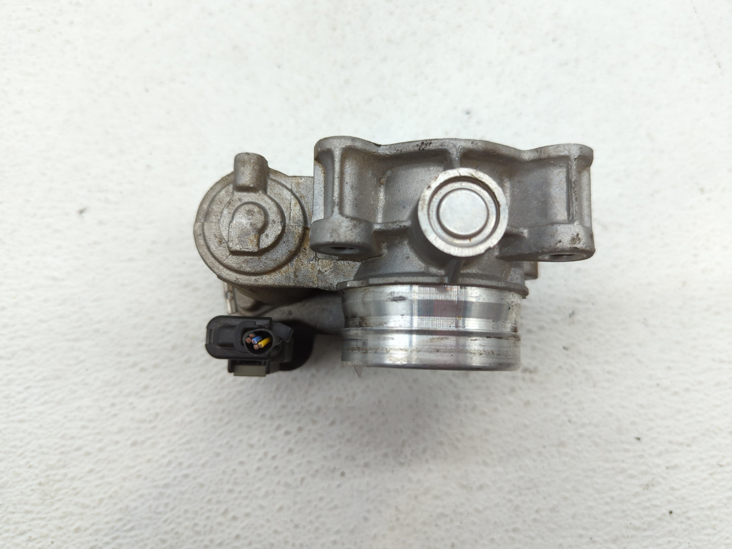 2017-2018 Chevrolet Cruze Throttle Body P/N:12671379AA Fits Fits 2017 2018 OEM Used Auto Parts - Oemusedautoparts1.com