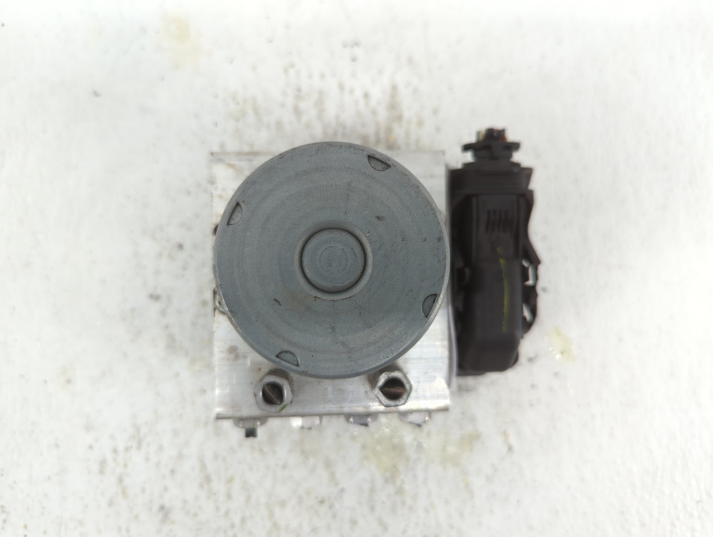 2017 Chevrolet Cruze ABS Pump Control Module Replacement P/N:1K0 614 517 EK 39064667, 84205167, 39115808 Fits OEM Used Auto 