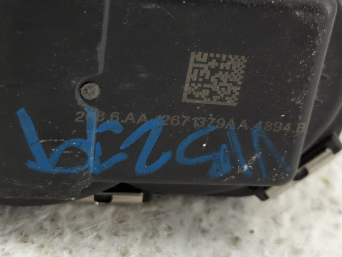 2017-2018 Chevrolet Cruze Throttle Body P/N:12671379AA 52049766 Fits Fits 2017 2018 OEM Used Auto Parts - Oemusedautoparts1.