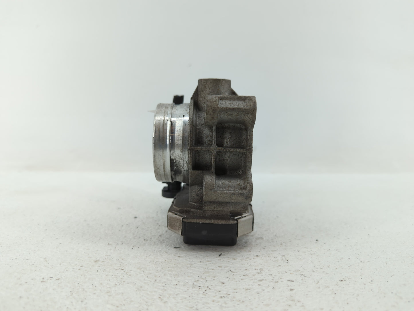 2017-2018 Chevrolet Cruze Throttle Body P/N:12671379AA 52049766 Fits Fits 2017 2018 OEM Used Auto Parts - Oemusedautoparts1.