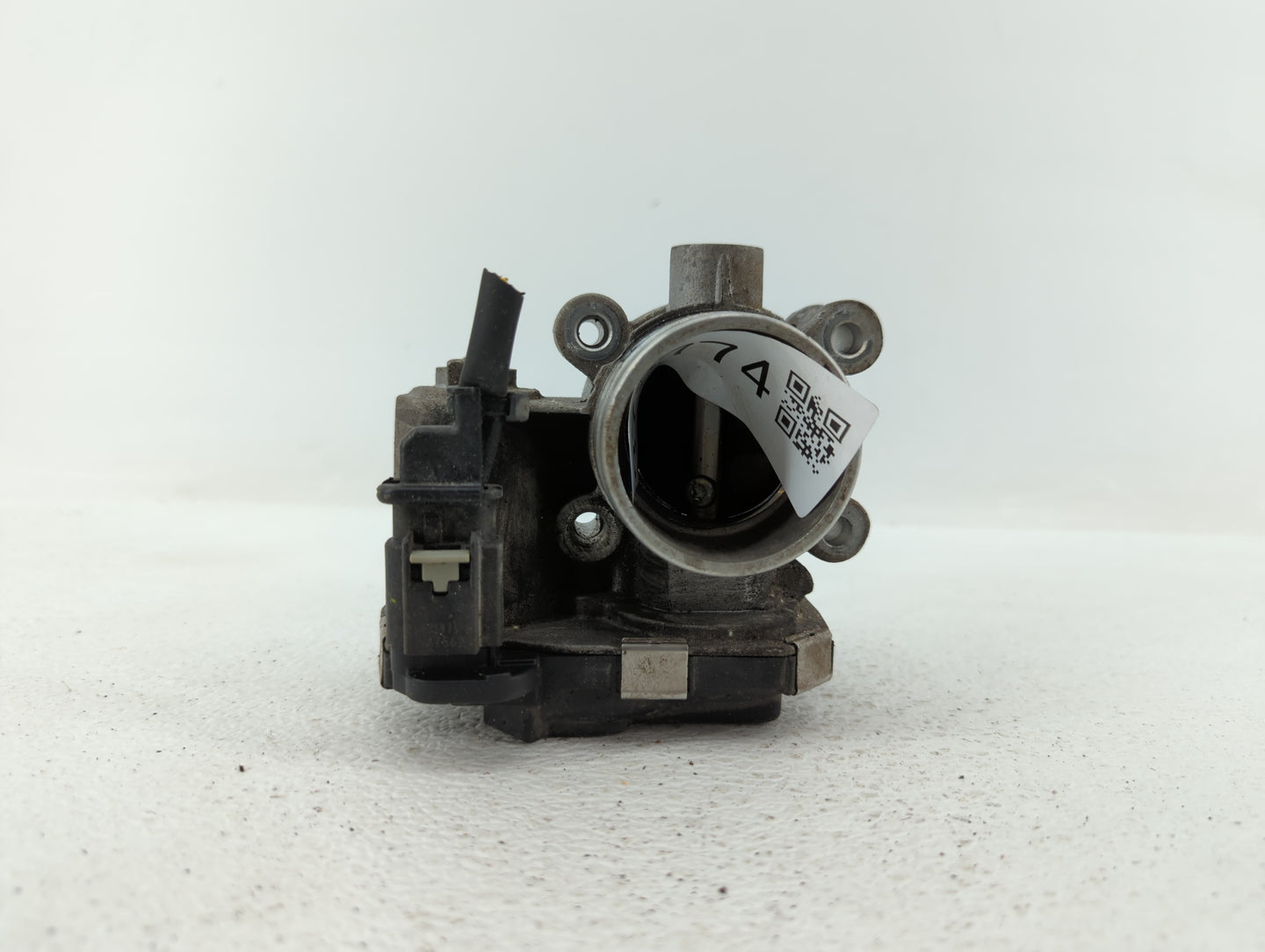 2017-2018 Chevrolet Cruze Throttle Body P/N:12671379AA 52049766 Fits Fits 2017 2018 OEM Used Auto Parts - Oemusedautoparts1.