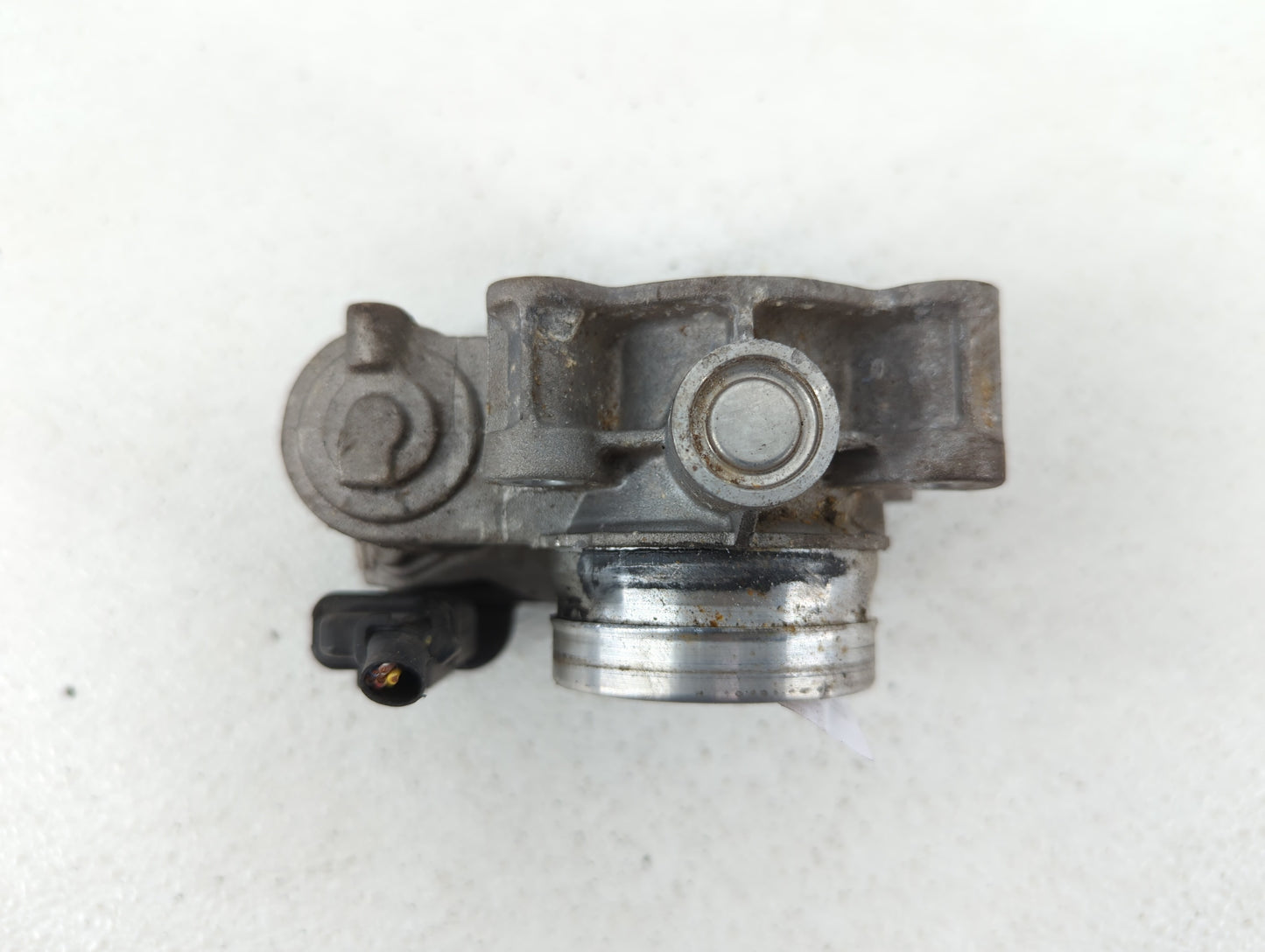 2017-2018 Chevrolet Cruze Throttle Body P/N:12671379AA 52049766 Fits Fits 2017 2018 OEM Used Auto Parts - Oemusedautoparts1.