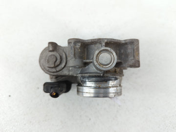 2017-2018 Chevrolet Cruze Throttle Body P/N:12671379AA 52049766 Fits Fits 2017 2018 OEM Used Auto Parts