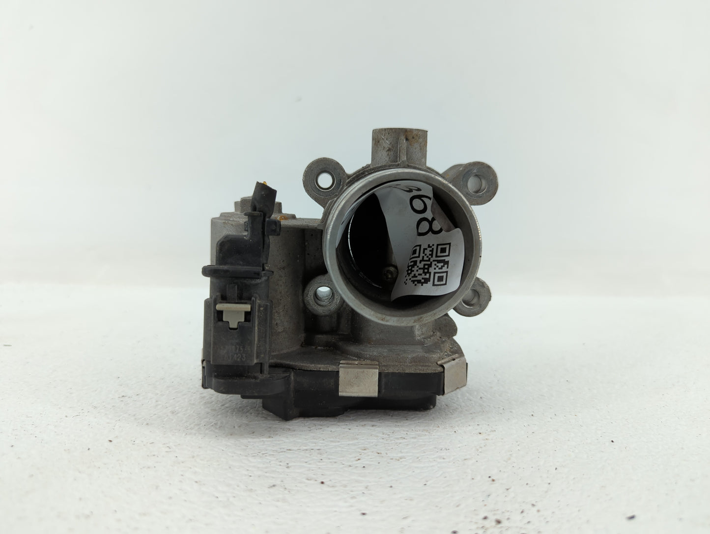 2017-2018 Chevrolet Cruze Throttle Body P/N:12671379AA 52049766 Fits Fits 2017 2018 OEM Used Auto Parts - Oemusedautoparts1.