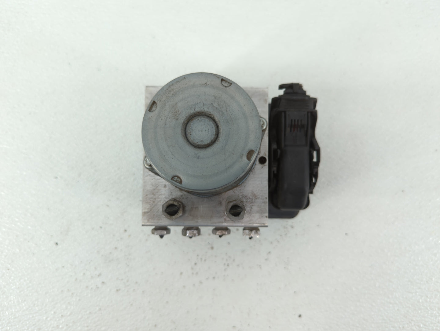 2017 Chevrolet Cruze ABS Pump Control Module Replacement P/N:1K0 614 517 EK 39064667, 84205167, 39115808 Fits OEM Used Auto 