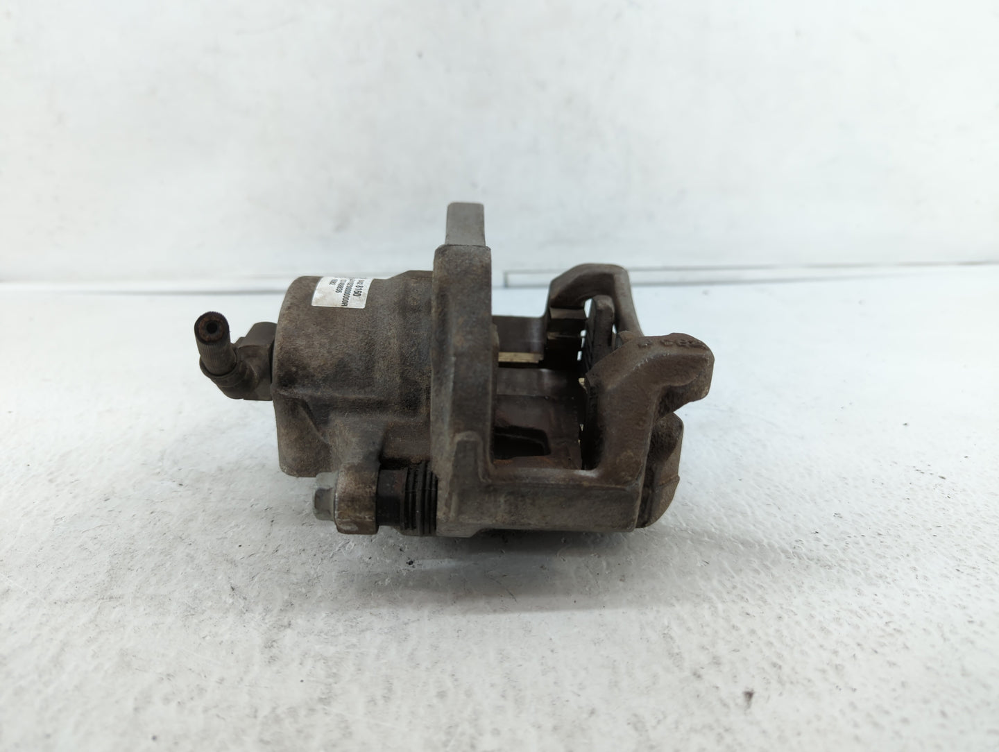 2016-2018 Chevrolet Cruze Front Passenger Right Brake Caliper - Oemusedautoparts1.com