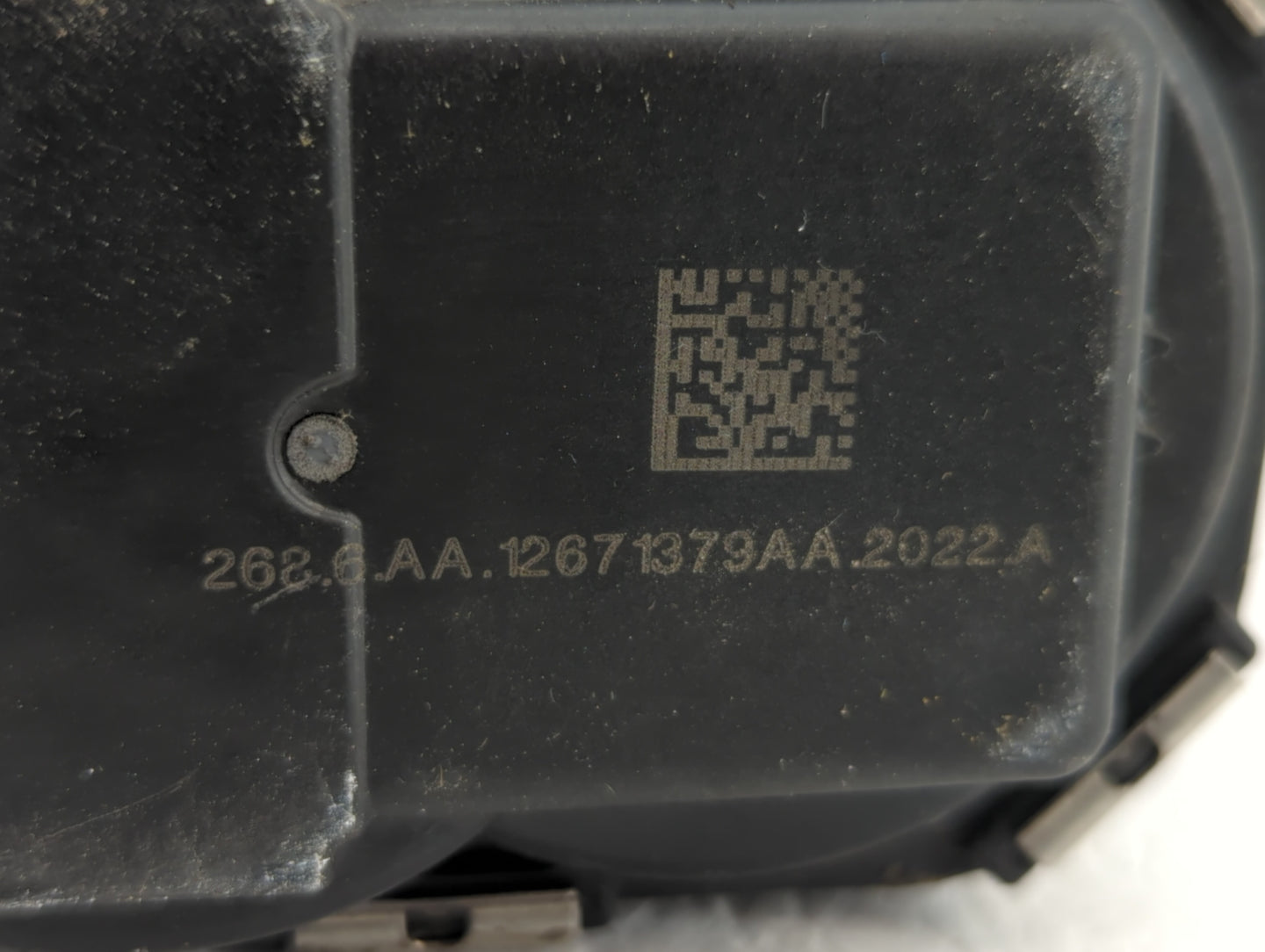2017-2019 Chevrolet Cruze Throttle Body P/N:12671379AA Fits Fits 2016 2017 2018 2019 2020 2021 2022 OEM Used Auto Parts - Oe