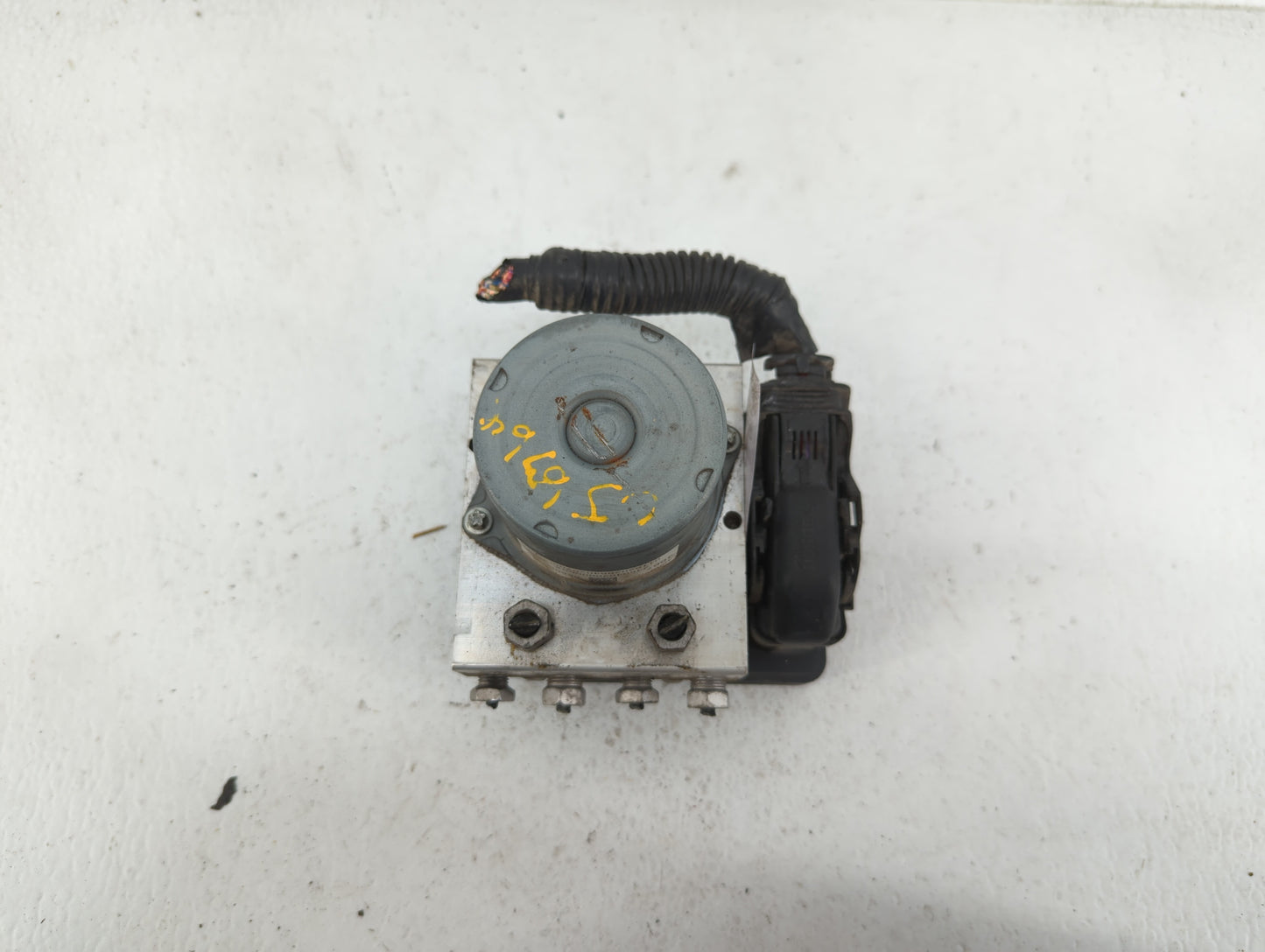 2017 Chevrolet Cruze ABS Pump Control Module Replacement P/N:39064664 39064667, 84205167, 39115808 Fits OEM Used Auto Parts 