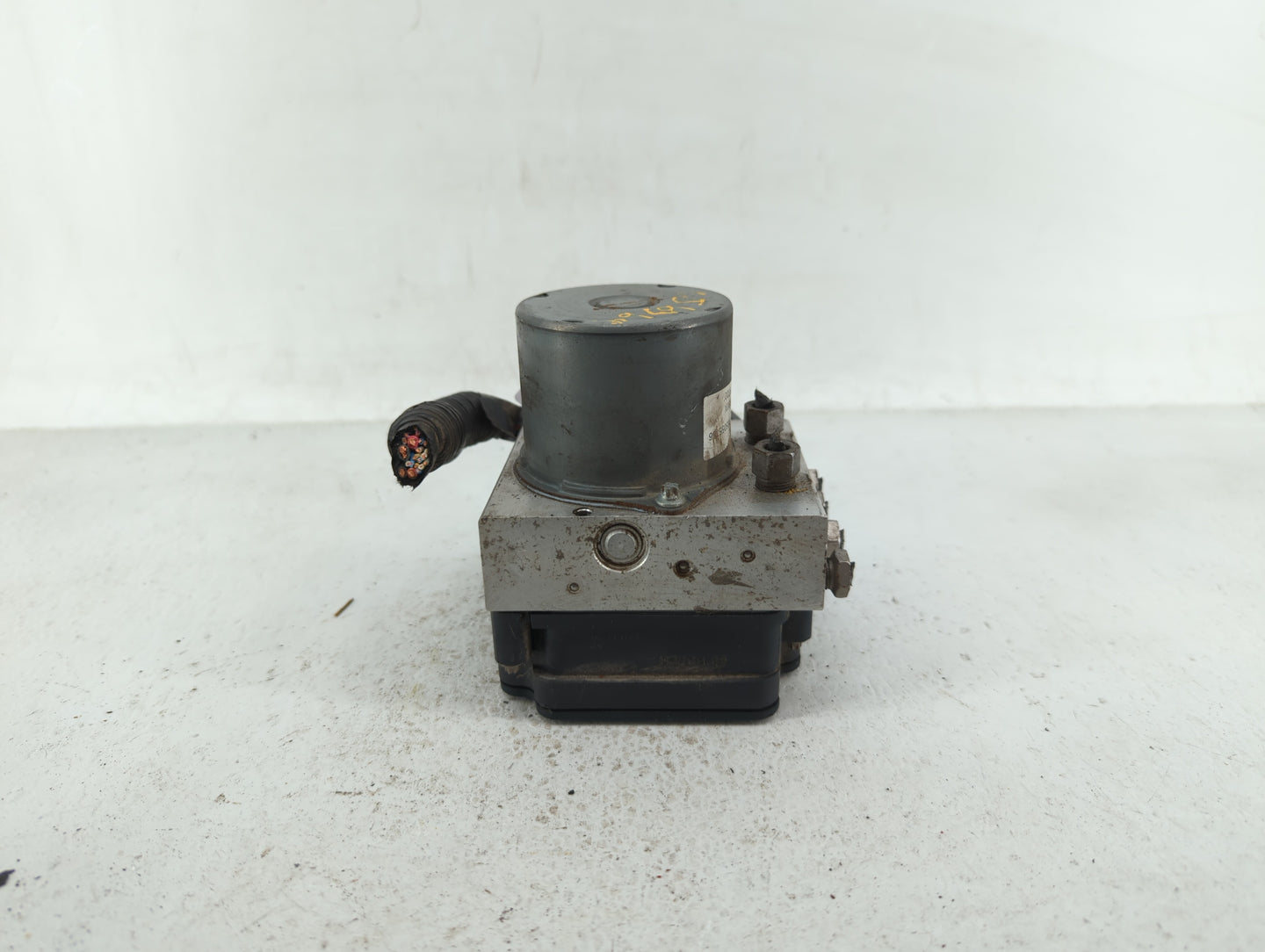 2017 Chevrolet Cruze ABS Pump Control Module Replacement P/N:39064664 39064667, 84205167, 39115808 Fits OEM Used Auto Parts 