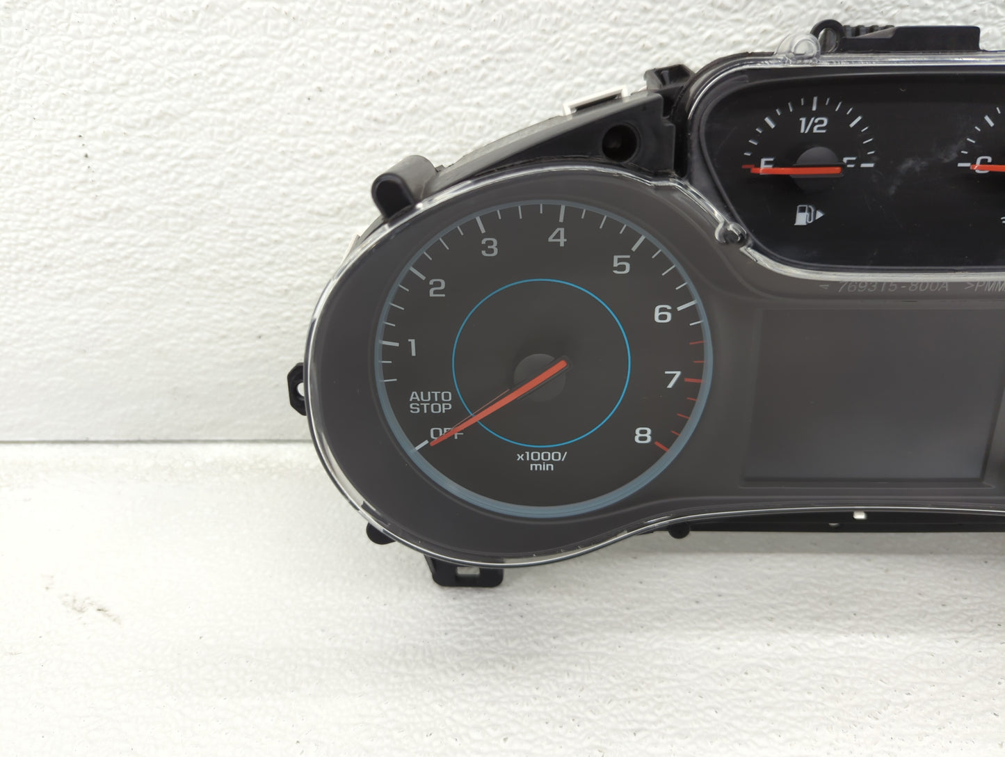 2017-2018 Chevrolet Cruze Instrument Cluster Speedometer Gauges P/N:39084636 Fits Fits 2017 2018 OEM Used Auto Parts - Oemus