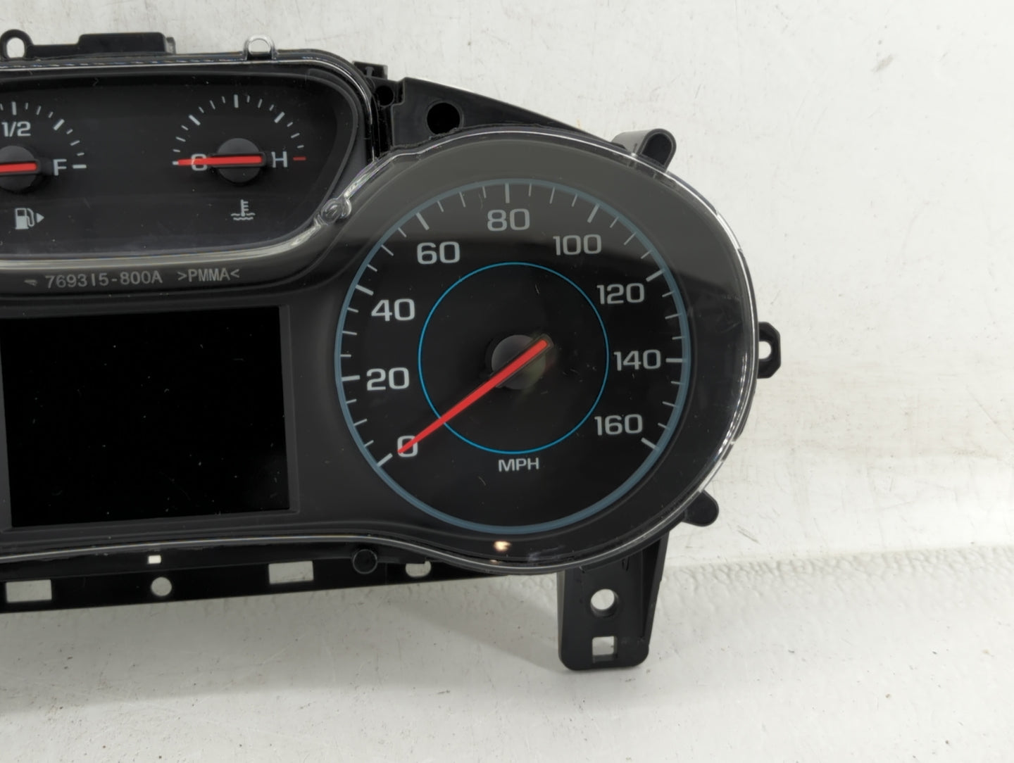 2017-2018 Chevrolet Cruze Instrument Cluster Speedometer Gauges P/N:39084636 Fits Fits 2017 2018 OEM Used Auto Parts - Oemus