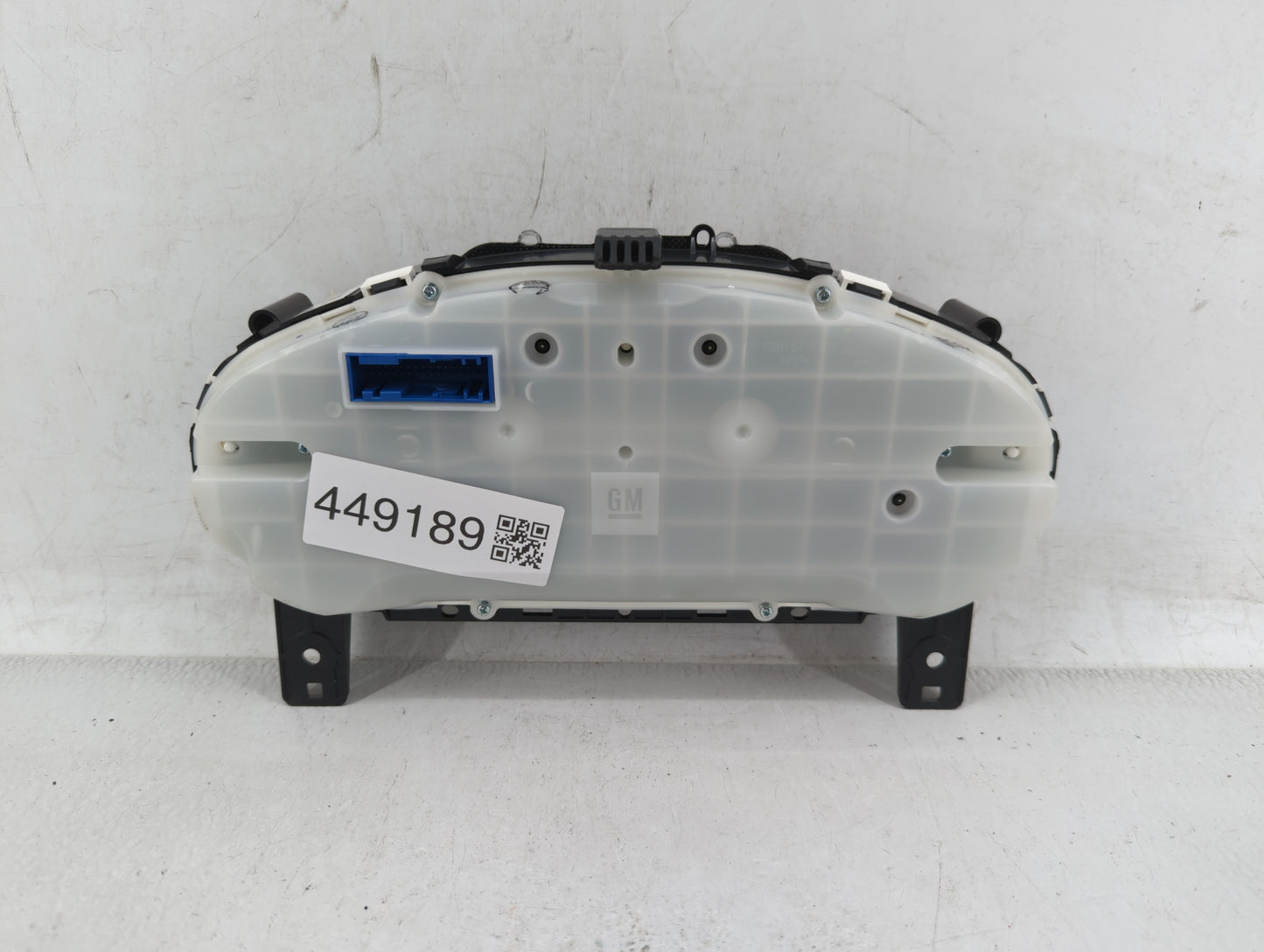 2017-2018 Chevrolet Cruze Instrument Cluster Speedometer Gauges P/N:39084636 Fits Fits 2017 2018 OEM Used Auto Parts - Oemus