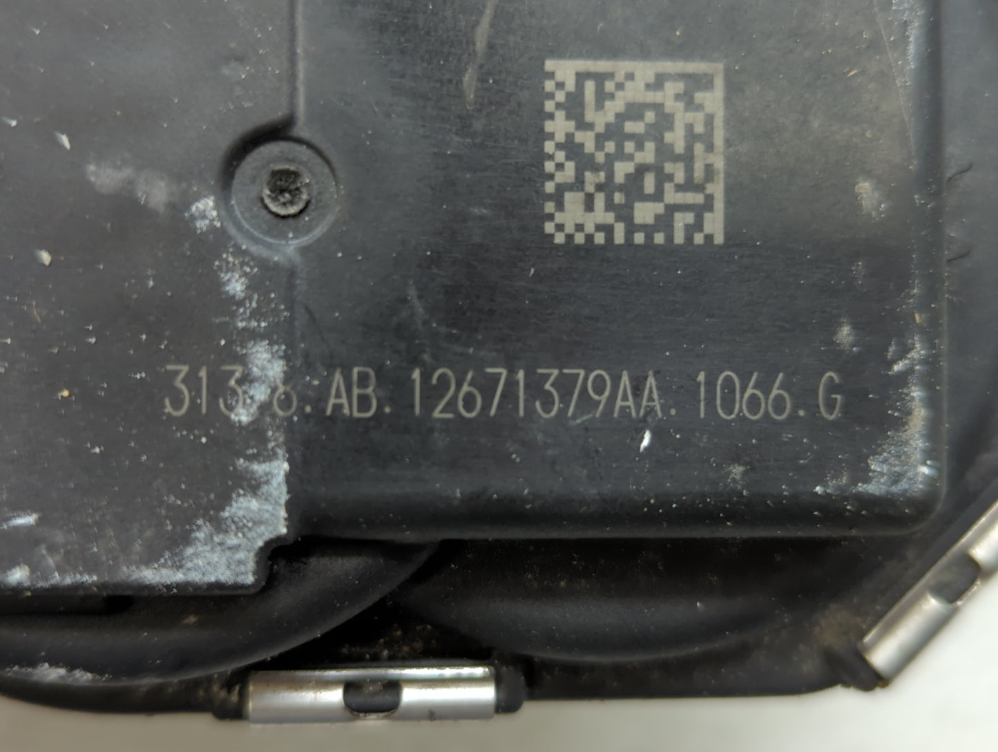2017-2019 Chevrolet Cruze Throttle Body P/N:12671379AA Fits Fits 2016 2017 2018 2019 2020 2021 2022 OEM Used Auto Parts - Oe