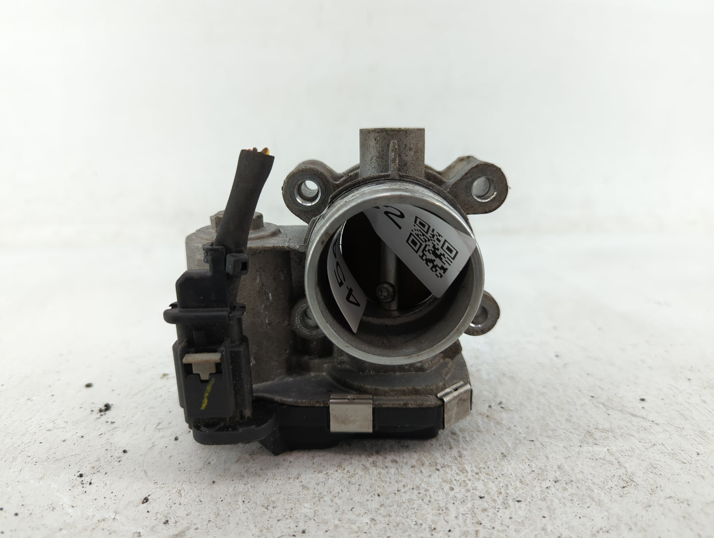 2017-2019 Chevrolet Cruze Throttle Body P/N:12671379AA Fits Fits 2016 2017 2018 2019 2020 2021 2022 OEM Used Auto Parts - Oe