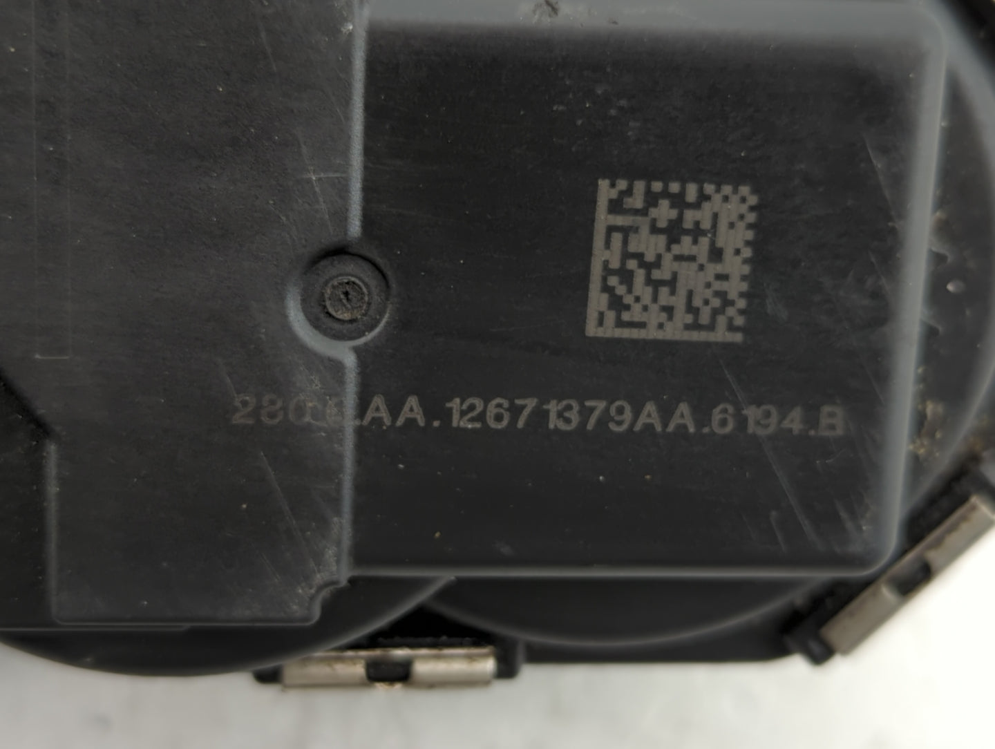 2017-2019 Chevrolet Cruze Throttle Body P/N:12671379AA Fits Fits 2016 2017 2018 2019 2020 2021 2022 OEM Used Auto Parts - Oe