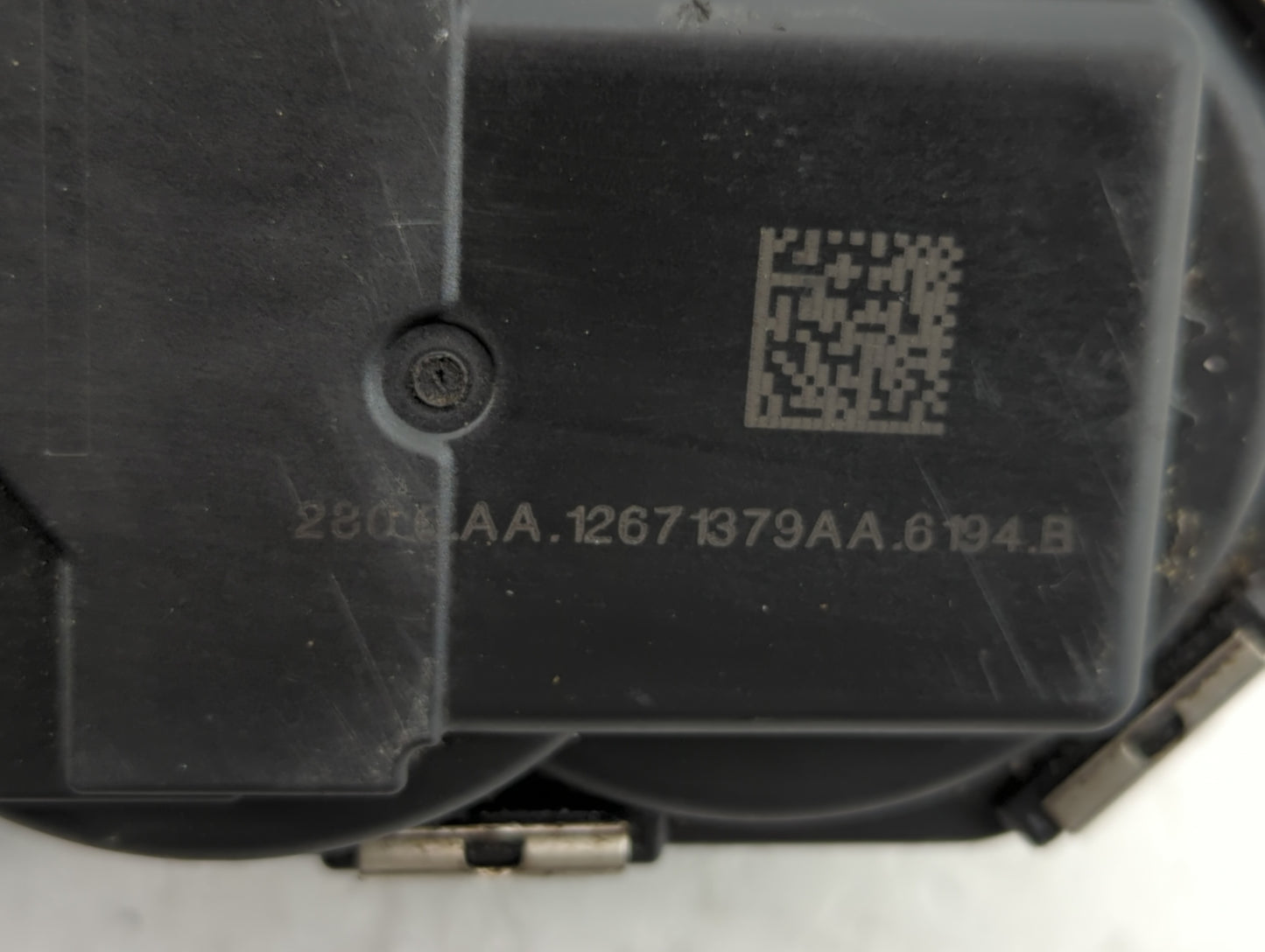 2017-2019 Chevrolet Cruze Throttle Body P/N:12671379AA Fits Fits 2016 2017 2018 2019 2020 2021 2022 OEM Used Auto Parts - Oe