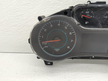 2017-2018 Chevrolet Cruze Instrument Cluster Speedometer Gauges P/N:39084636 Fits Fits 2017 2018 OEM Used Auto Parts