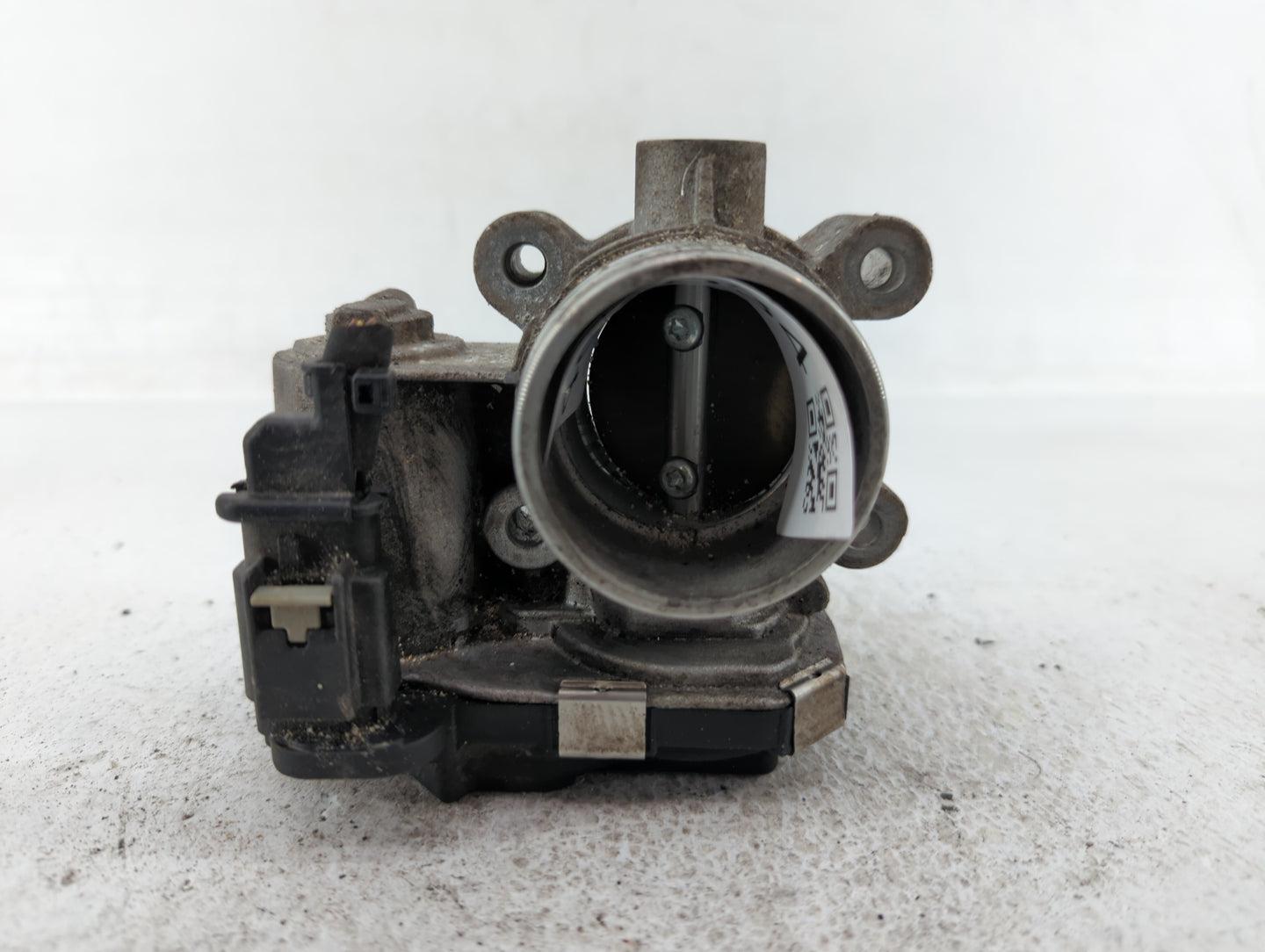 2017-2019 Chevrolet Cruze Throttle Body P/N:12671379AA Fits Fits 2016 2017 2018 2019 2020 2021 2022 OEM Used Auto Parts - Oe