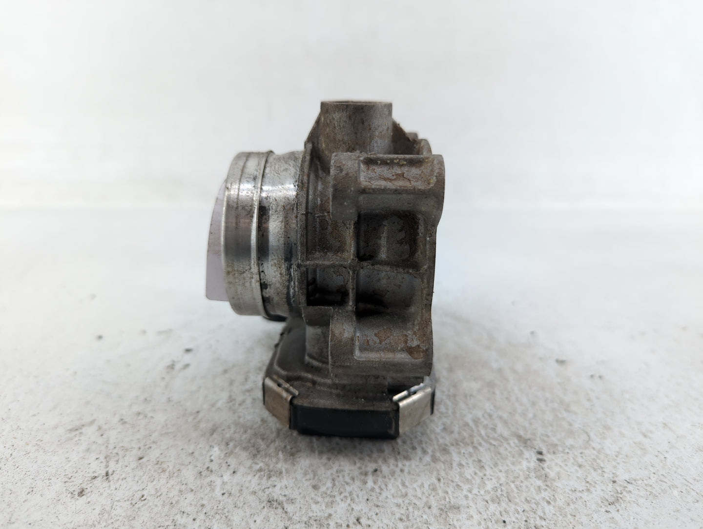 2017-2019 Chevrolet Cruze Throttle Body P/N:12671379AA Fits Fits 2016 2017 2018 2019 2020 2021 2022 OEM Used Auto Parts - Oe