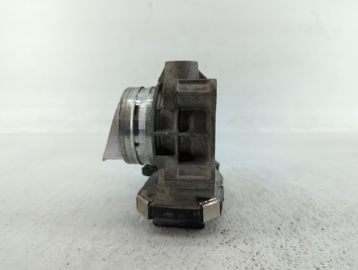 2017-2019 Chevrolet Cruze Throttle Body P/N:12671379AA Fits Fits 2016 2017 2018 2019 2020 2021 2022 OEM Used Auto Parts - Oe