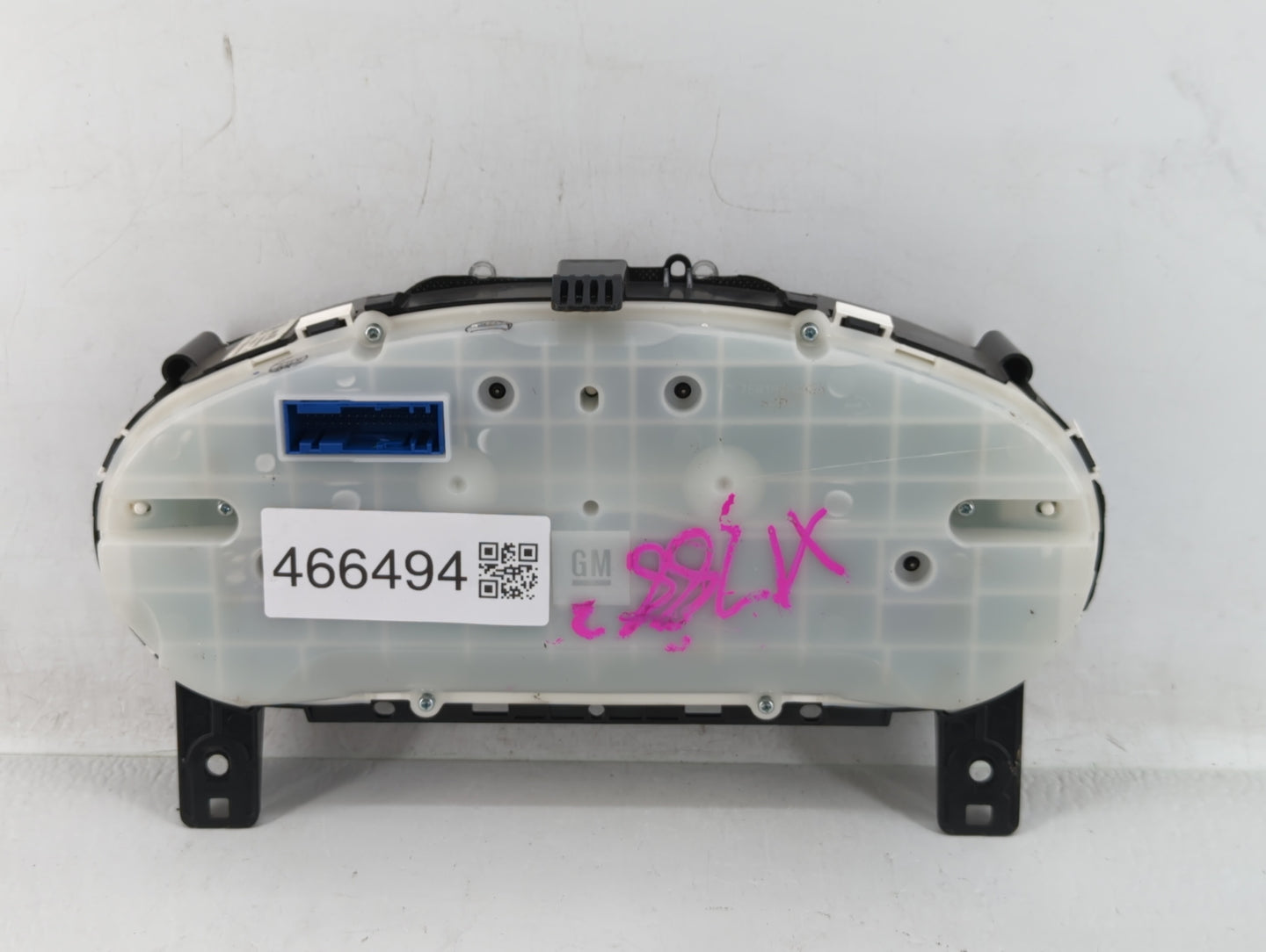 2017-2018 Chevrolet Cruze Instrument Cluster Speedometer Gauges P/N:39084636 Fits Fits 2017 2018 OEM Used Auto Parts - Oemus