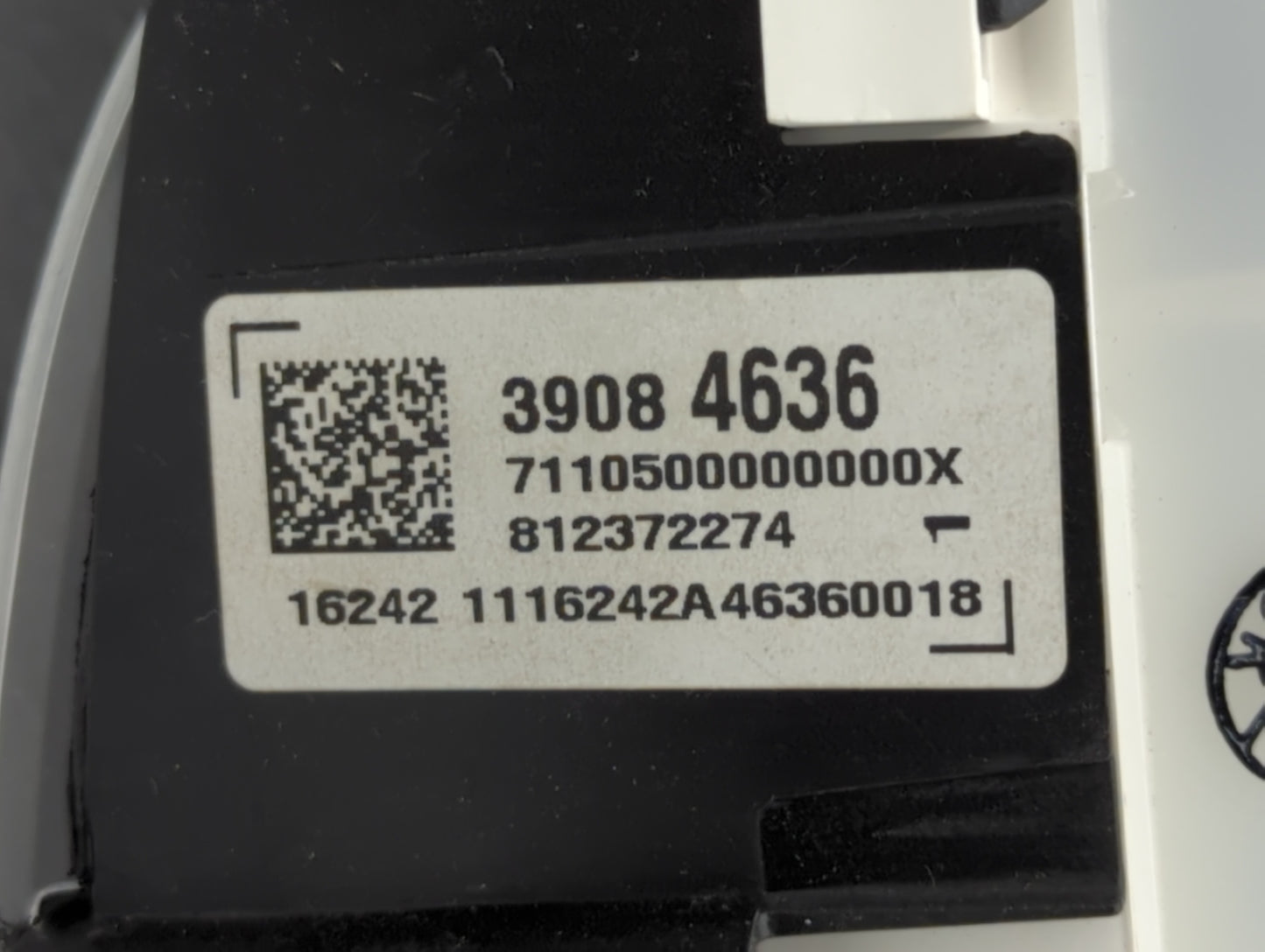 2017-2018 Chevrolet Cruze Instrument Cluster Speedometer Gauges P/N:39084636 Fits Fits 2017 2018 OEM Used Auto Parts - Oemus