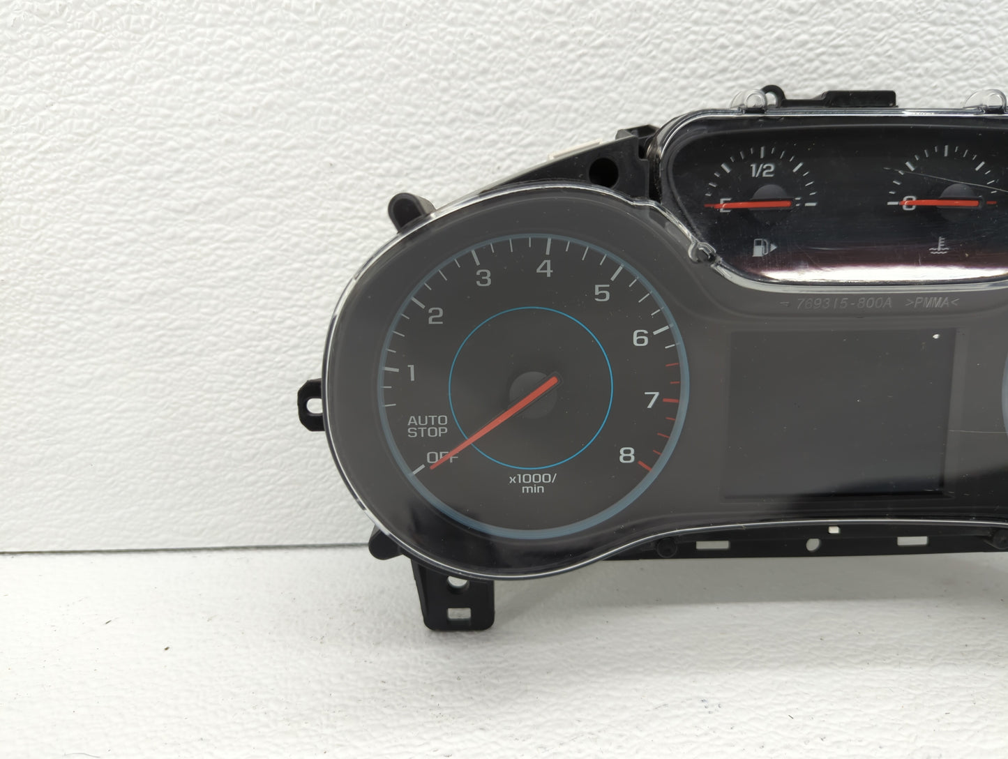 2017-2018 Chevrolet Cruze Instrument Cluster Speedometer Gauges P/N:39084636 Fits Fits 2017 2018 OEM Used Auto Parts - Oemus